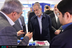 نمایشگاه گزیده‌ای از دستاوردهای شاخص علمی و فناورانه جهاددانشگاهی در سازمان برنامه و بودجه کشور