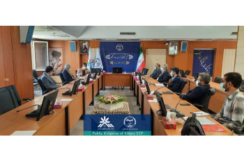 مهندس عباسی در نخستین جلسه شورای فناوری  مرکز نوآوری صنعت ساختمان عنوان کرد؛ نزدیکی دانشگاه و صنعت و توسعه شتاب دهنده ها در بخش ساختمان یک فرصت است